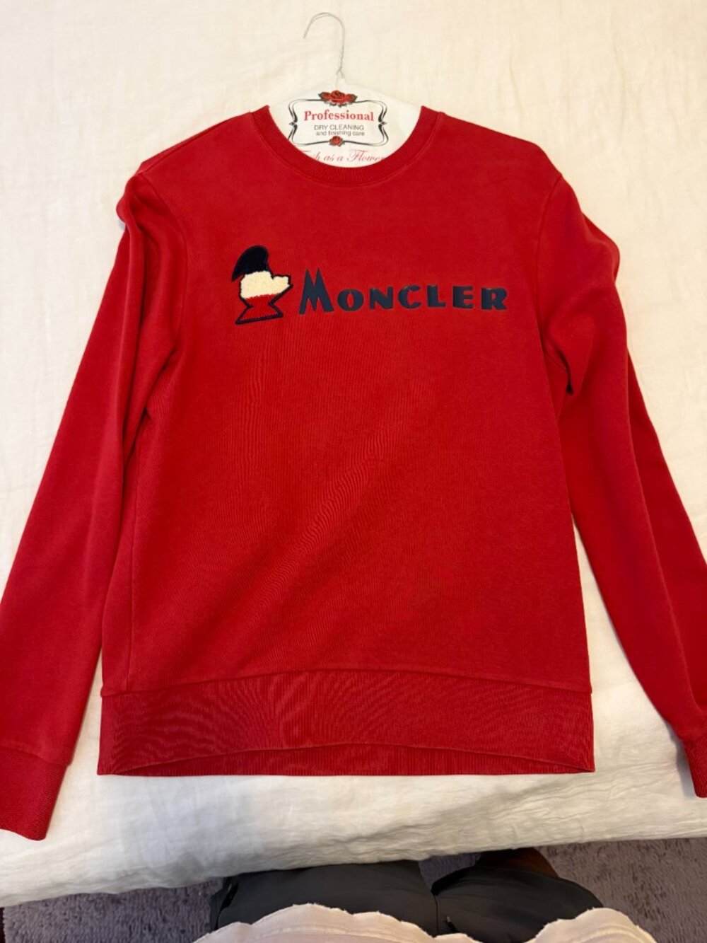 AUTHENTIC MONCLER SWEATER (MEDIUM)